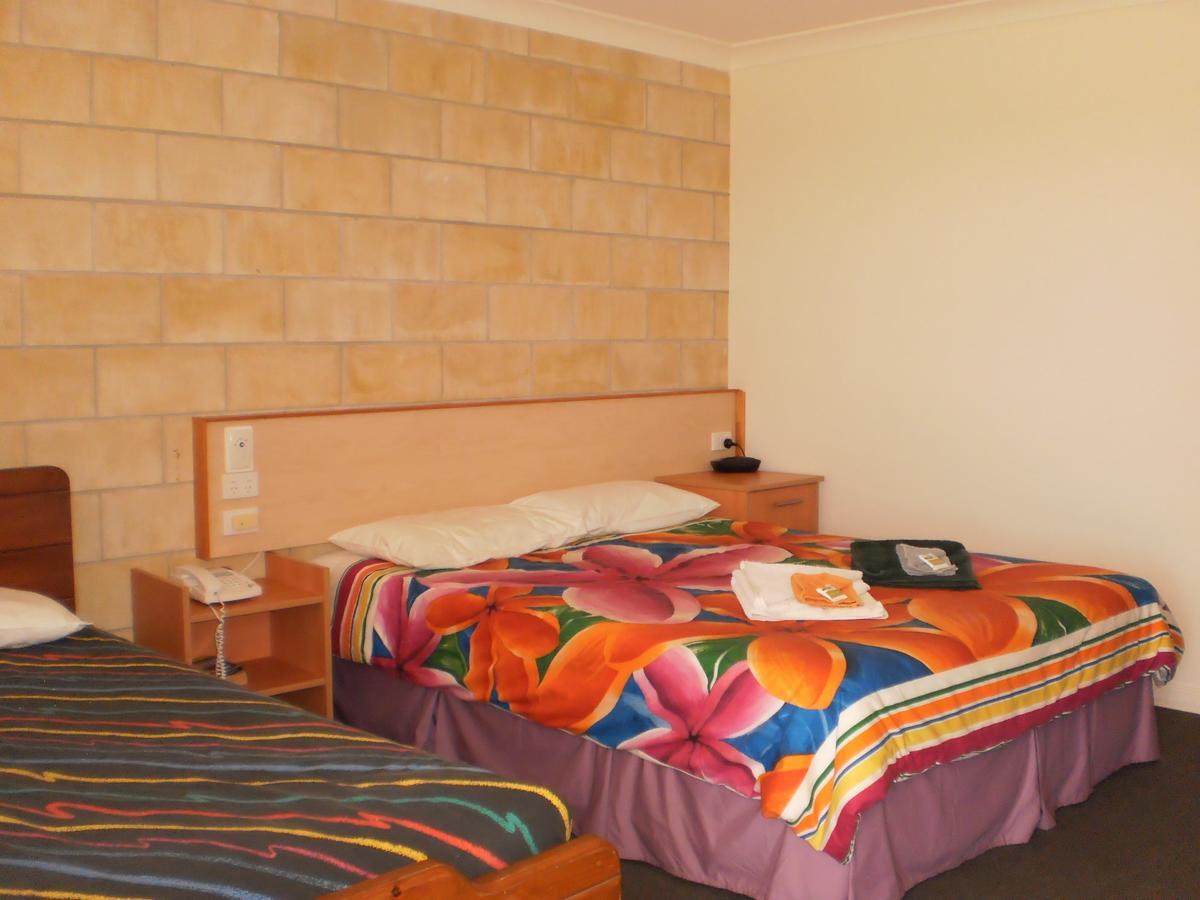 Country View Motel Ilbilbie Bagian luar foto